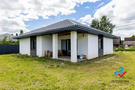 Дом 4 комн. 114.6 м² Калюжки, ул. Кленовая
